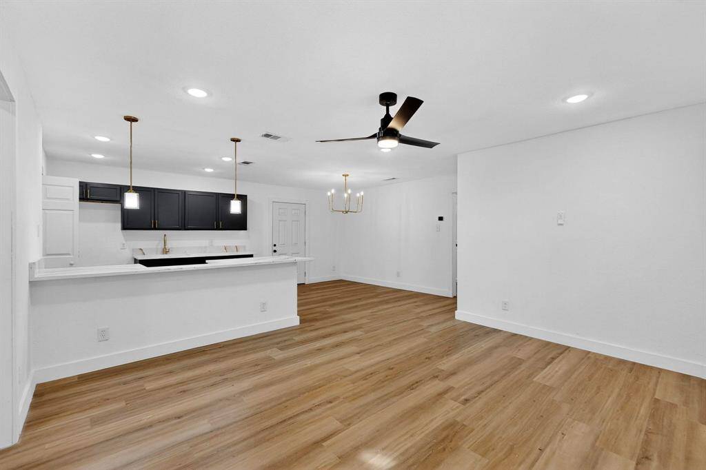 Dallas, TX 75216,2309 52nd Street