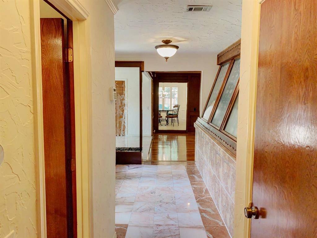 Irving, TX 75061,150 Macarthur Court