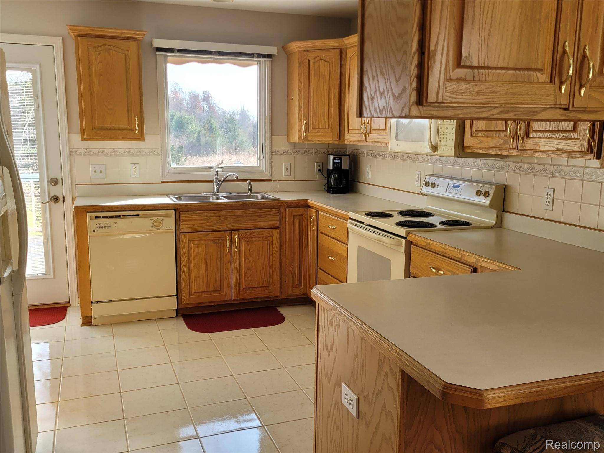 Grand Blanc, MI 48439,6095 Steeplechase DR