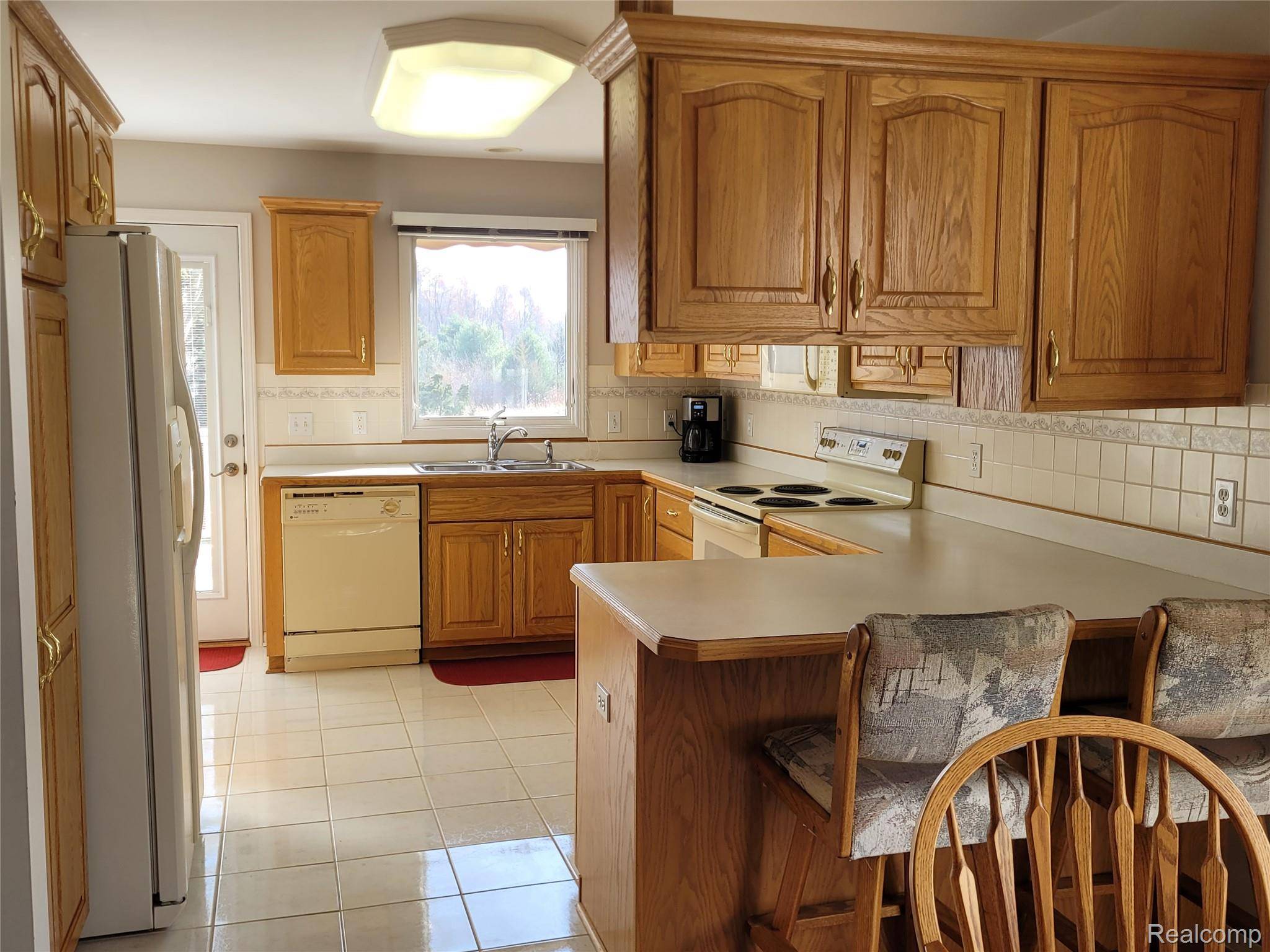 Grand Blanc, MI 48439,6095 Steeplechase DR