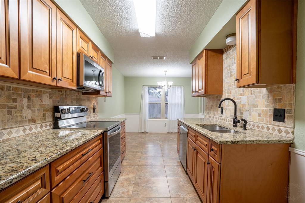 Arlington, TX 76015,4217 W Pleasant Forest Street