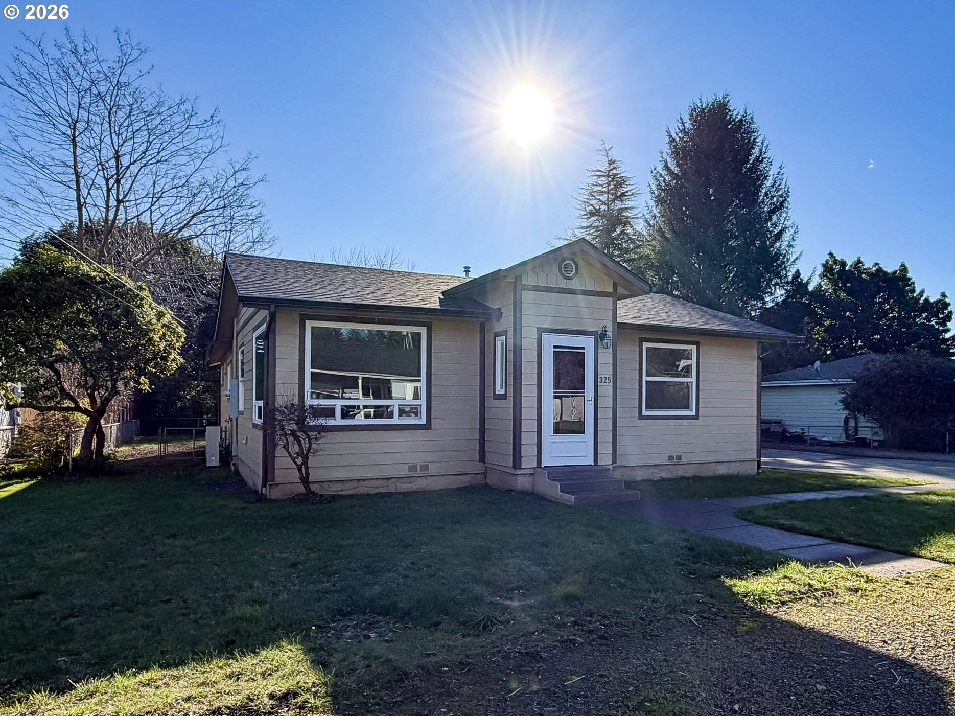 Brookings, OR 97415,325 RAILROAD ST