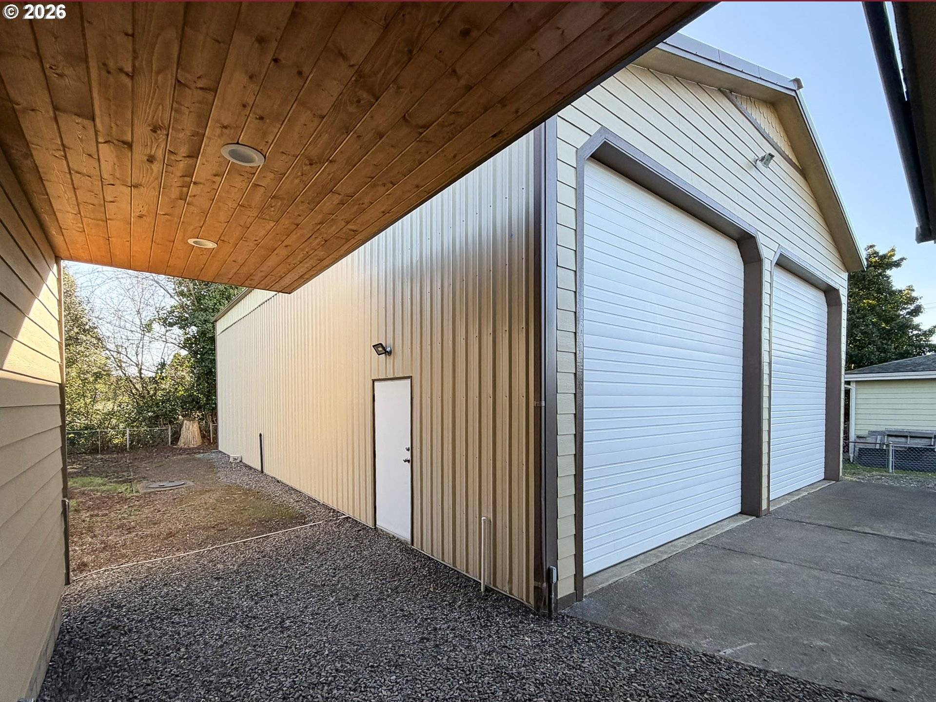 Brookings, OR 97415,325 RAILROAD ST