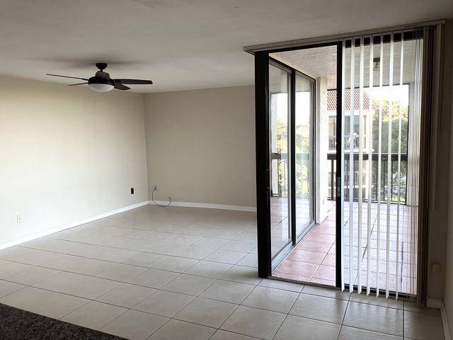 Delray Beach, FL 33444,950 Lavers Cir #F-511