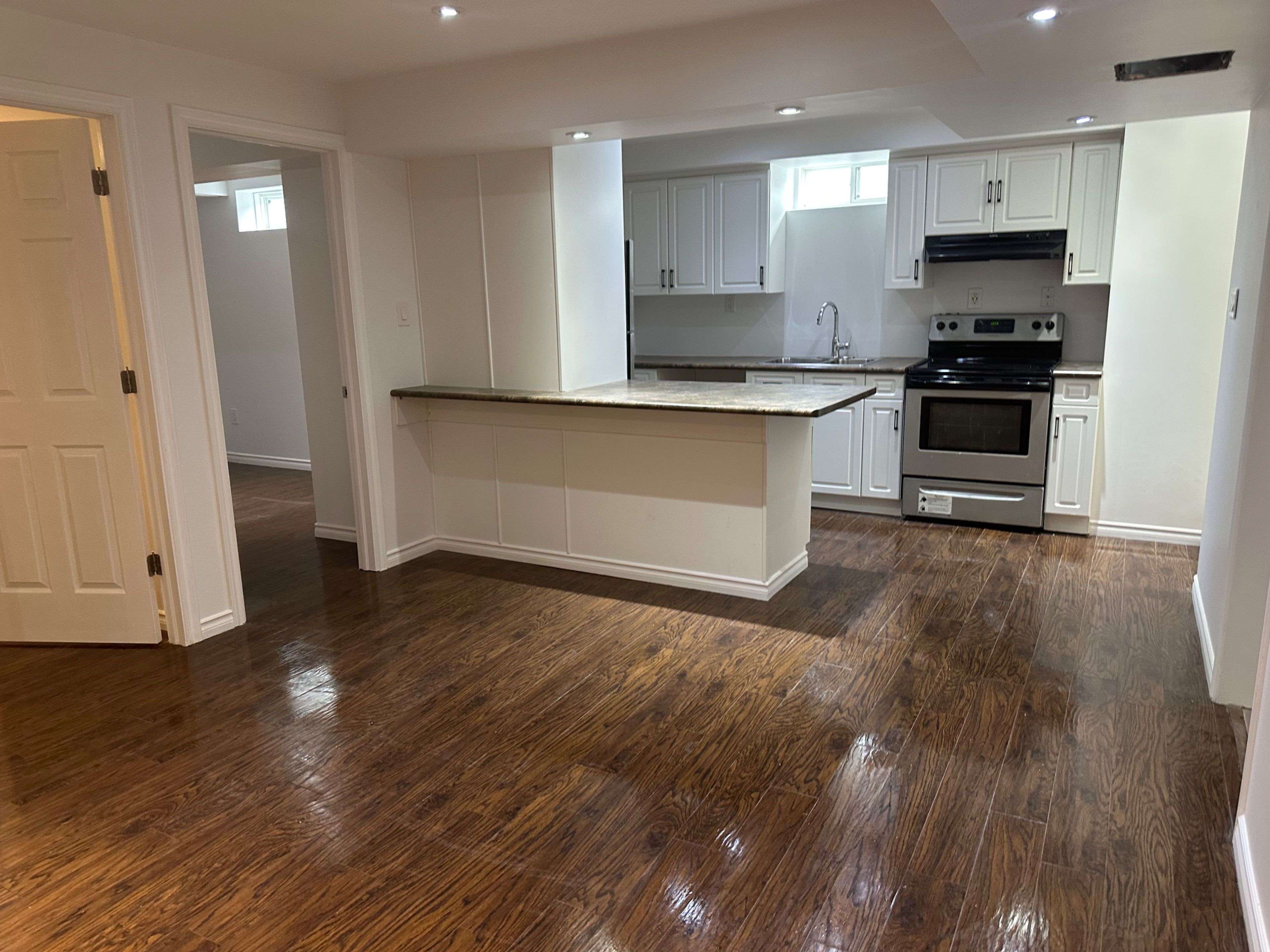 Brampton, ON L6Y 6C4,1 Gruenwald Gate E #BSMT