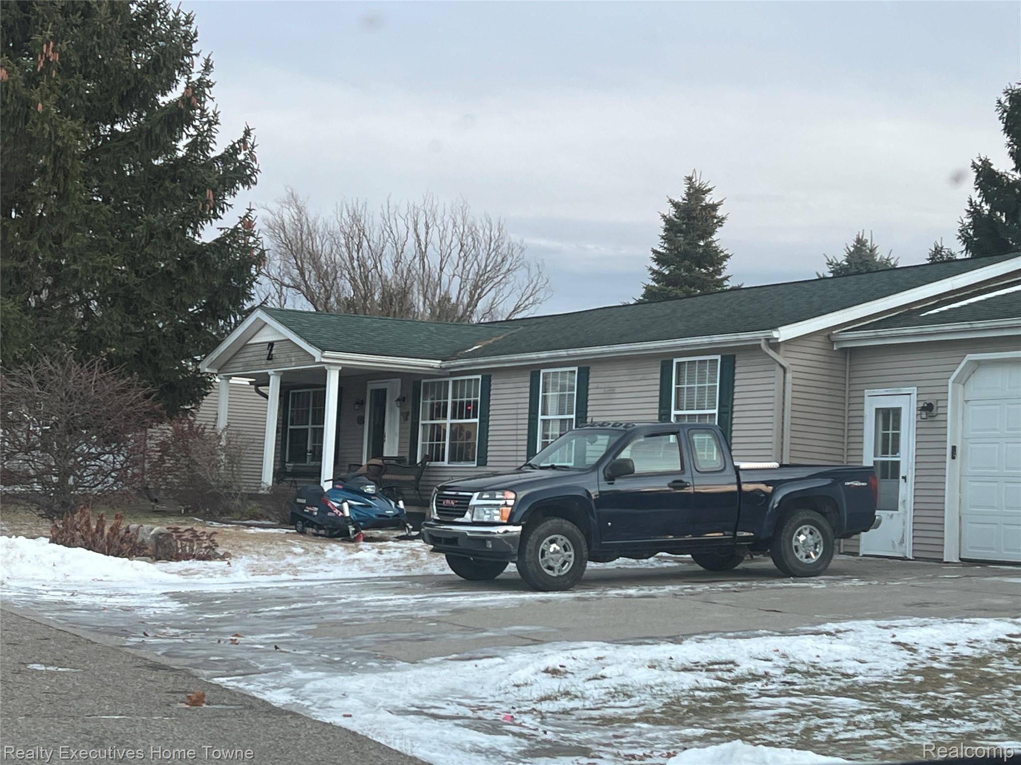 Croswell, MI 48422,2326 Mark ST