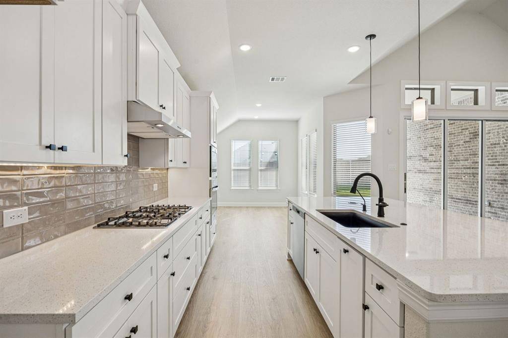 Midlothian, TX 76065,744 Carriage Hill Road