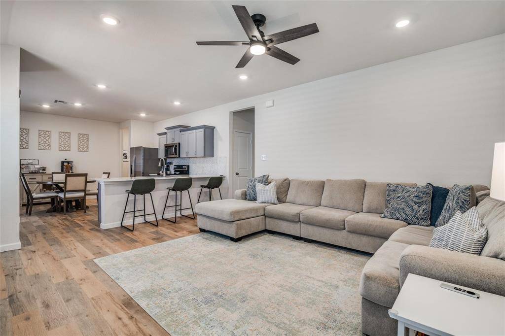 Royse City, TX 75189,911 Hay Loft Lane