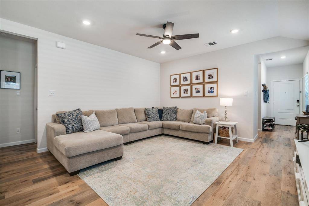 Royse City, TX 75189,911 Hay Loft Lane