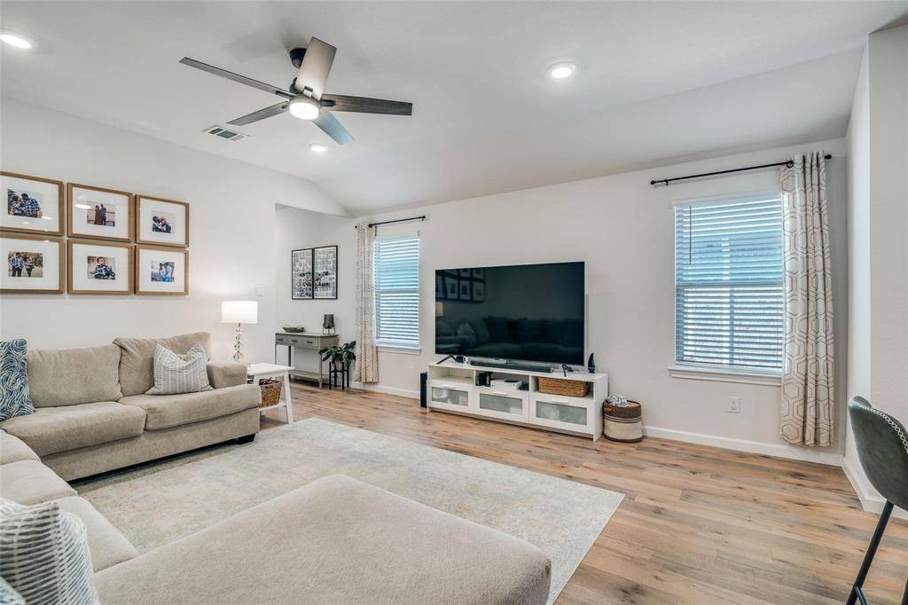 Royse City, TX 75189,911 Hay Loft Lane