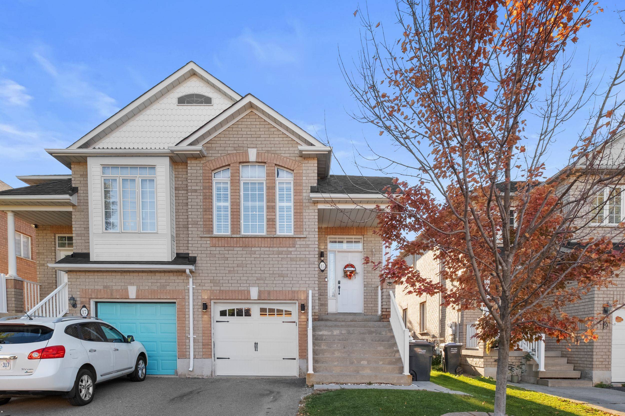 Brampton, ON L7A 2W7,15 Belinda DR