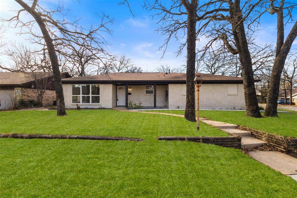 Euless, TX 76040,1917 Windlea Drive