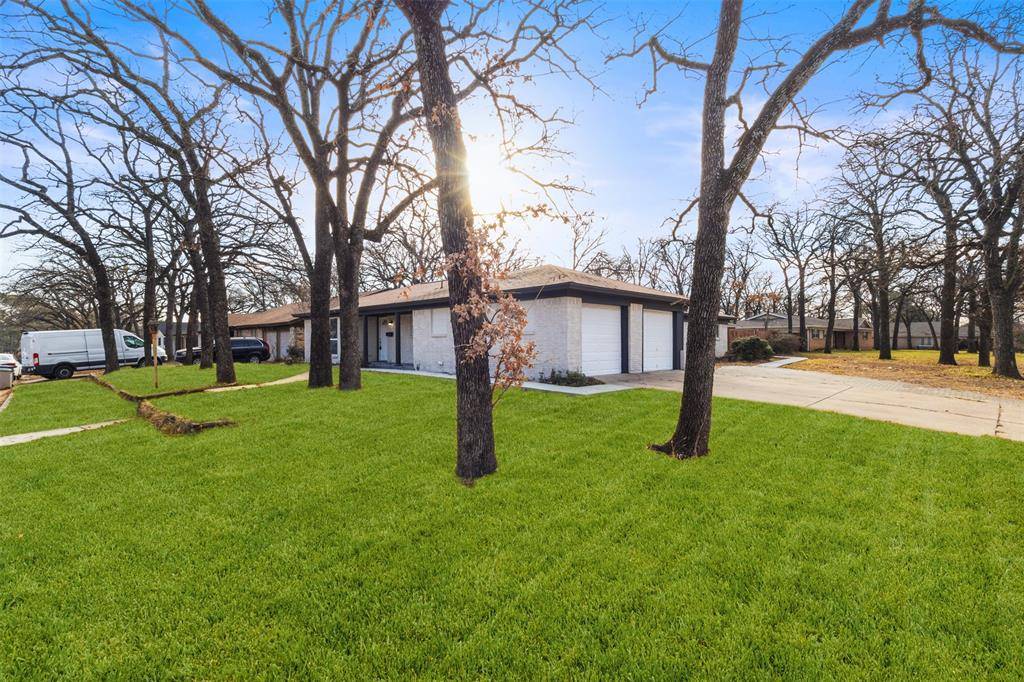 Euless, TX 76040,1917 Windlea Drive