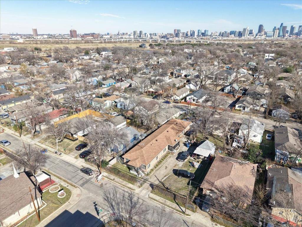 Dallas, TX 75212,3418 Chihuahua Avenue