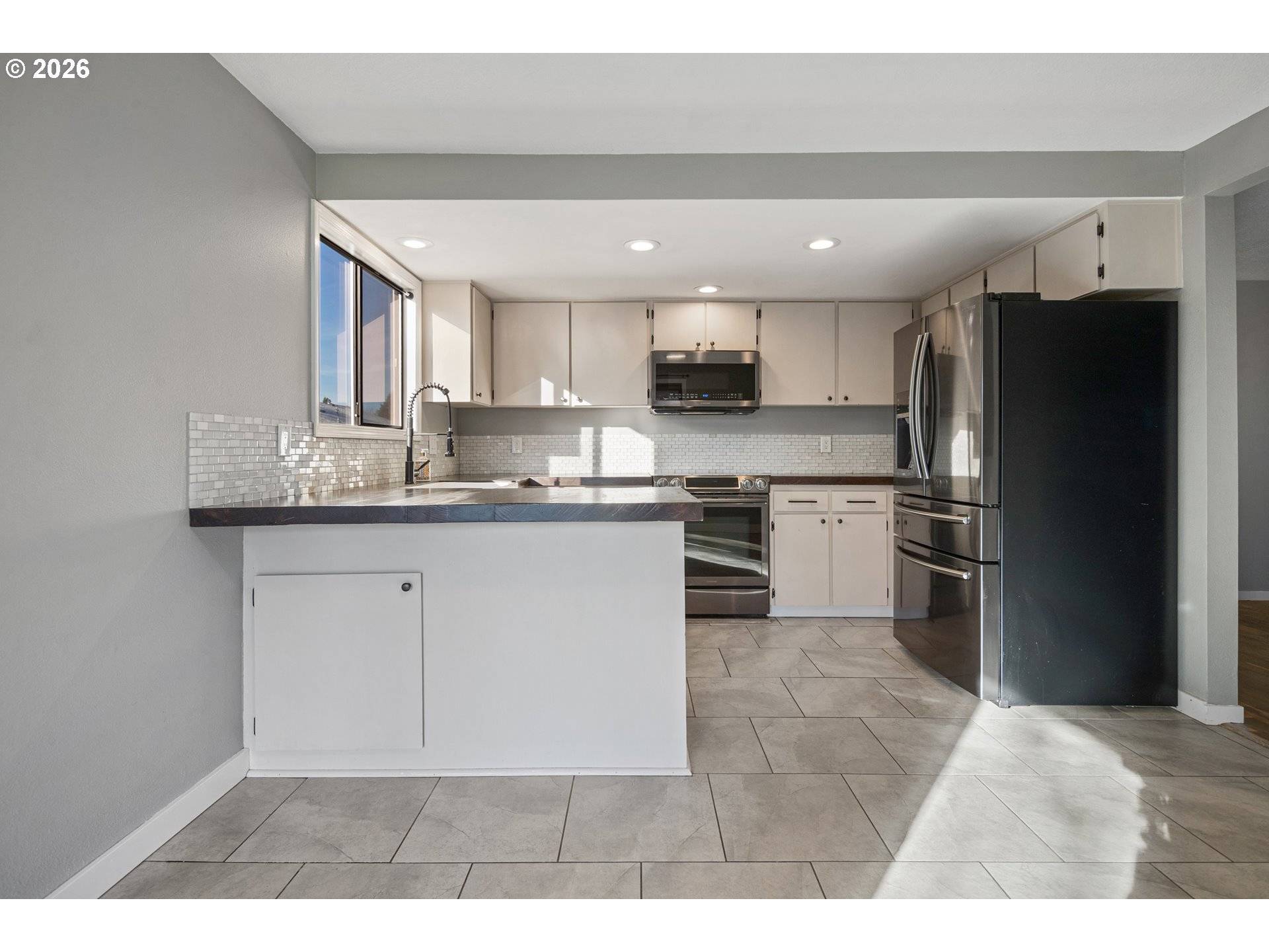 Hillsboro, OR 97124,1400 NE 14TH AVE