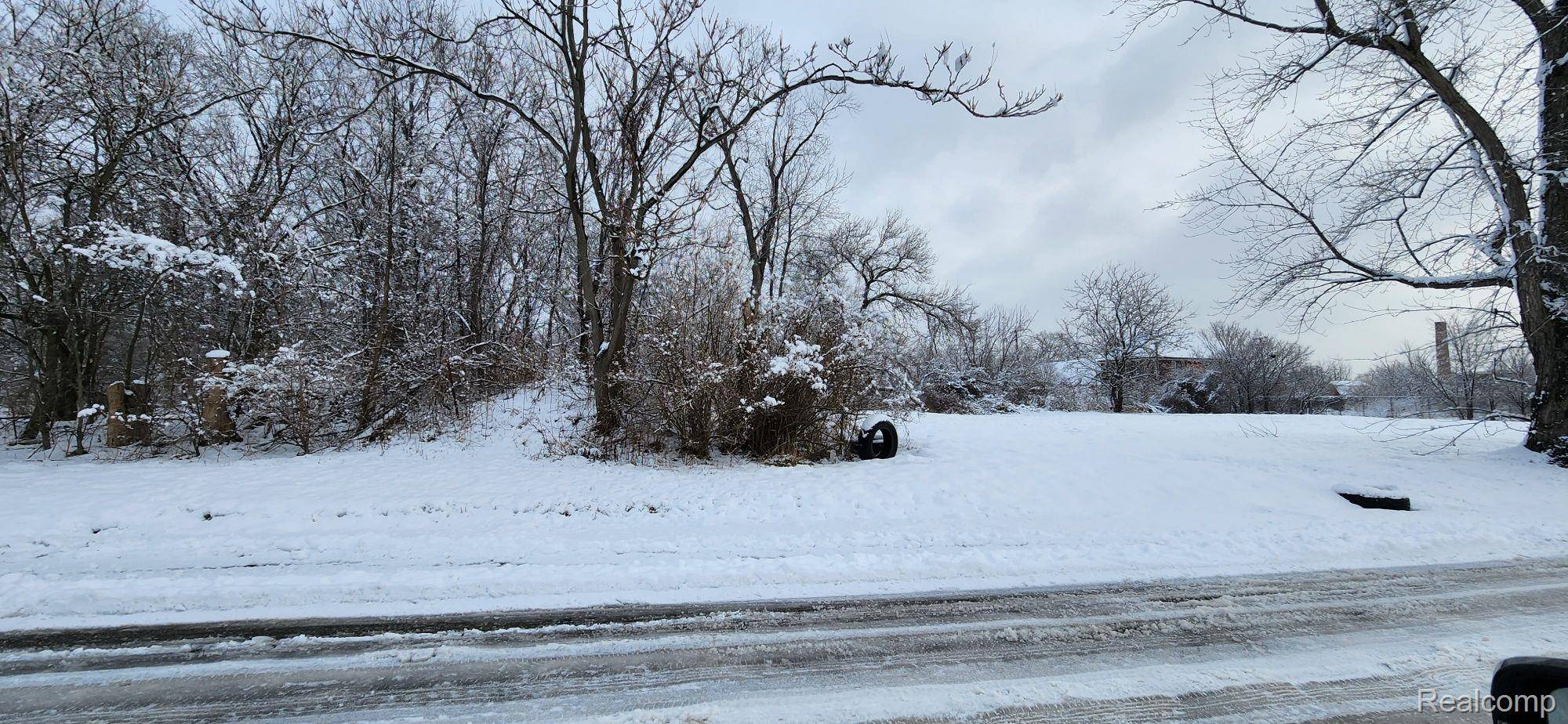 Detroit, MI 48208,4200 LAWTON ST