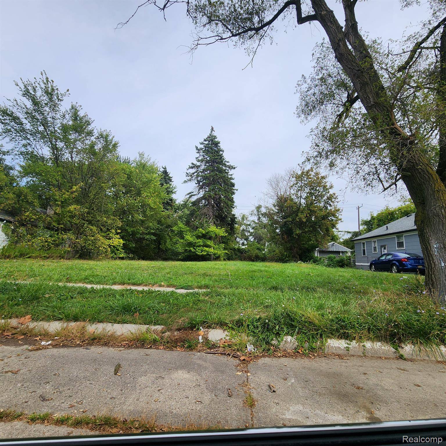 10086 ROSEMONT AVE, Detroit, MI 48228