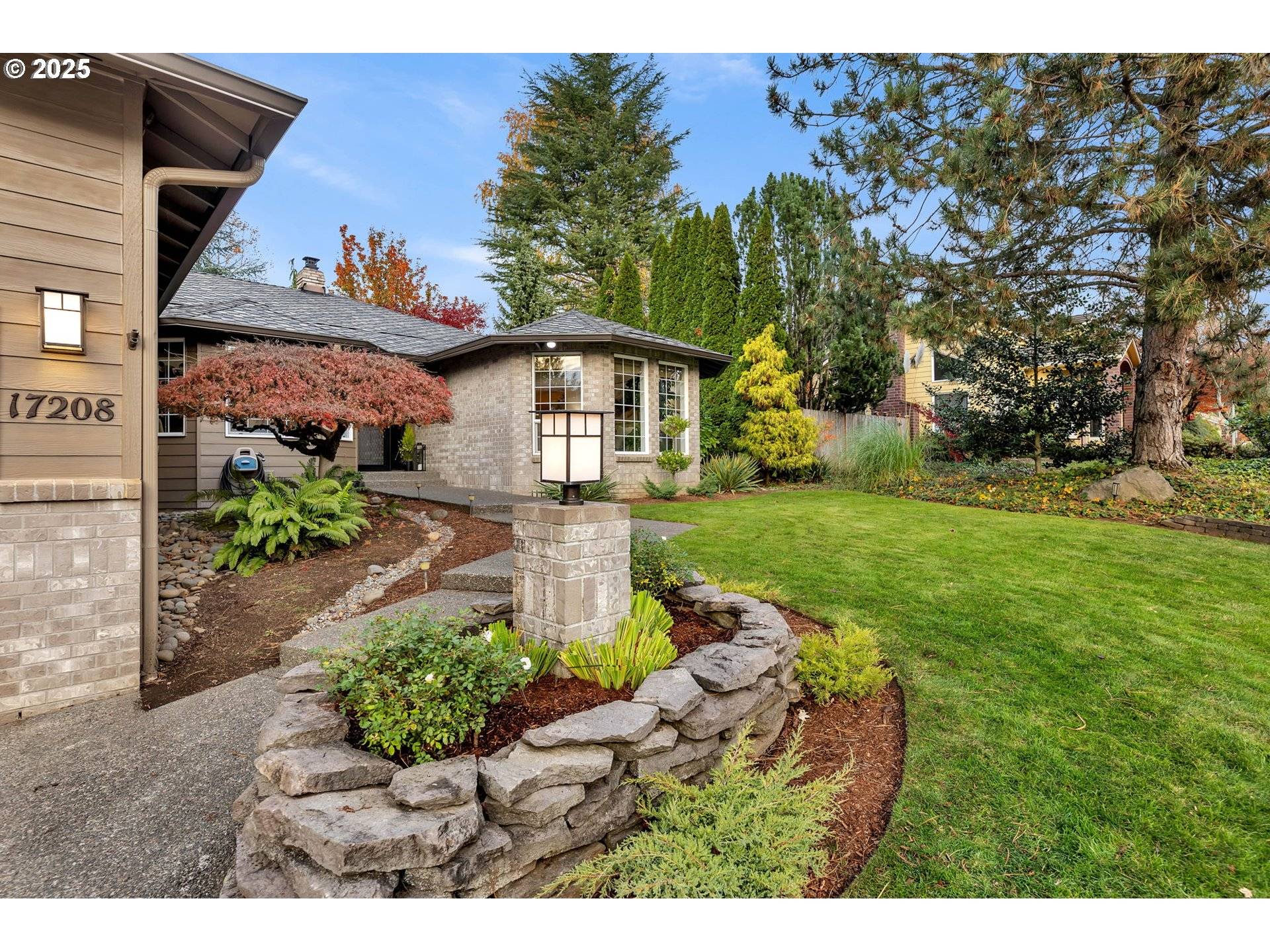 Vancouver, WA 98683,17208 SE 36TH ST