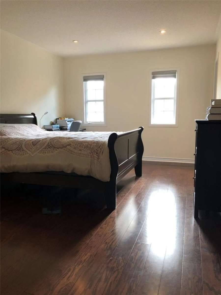 Richmond Hill, ON L4B 4E2,56 Ellesmere ST