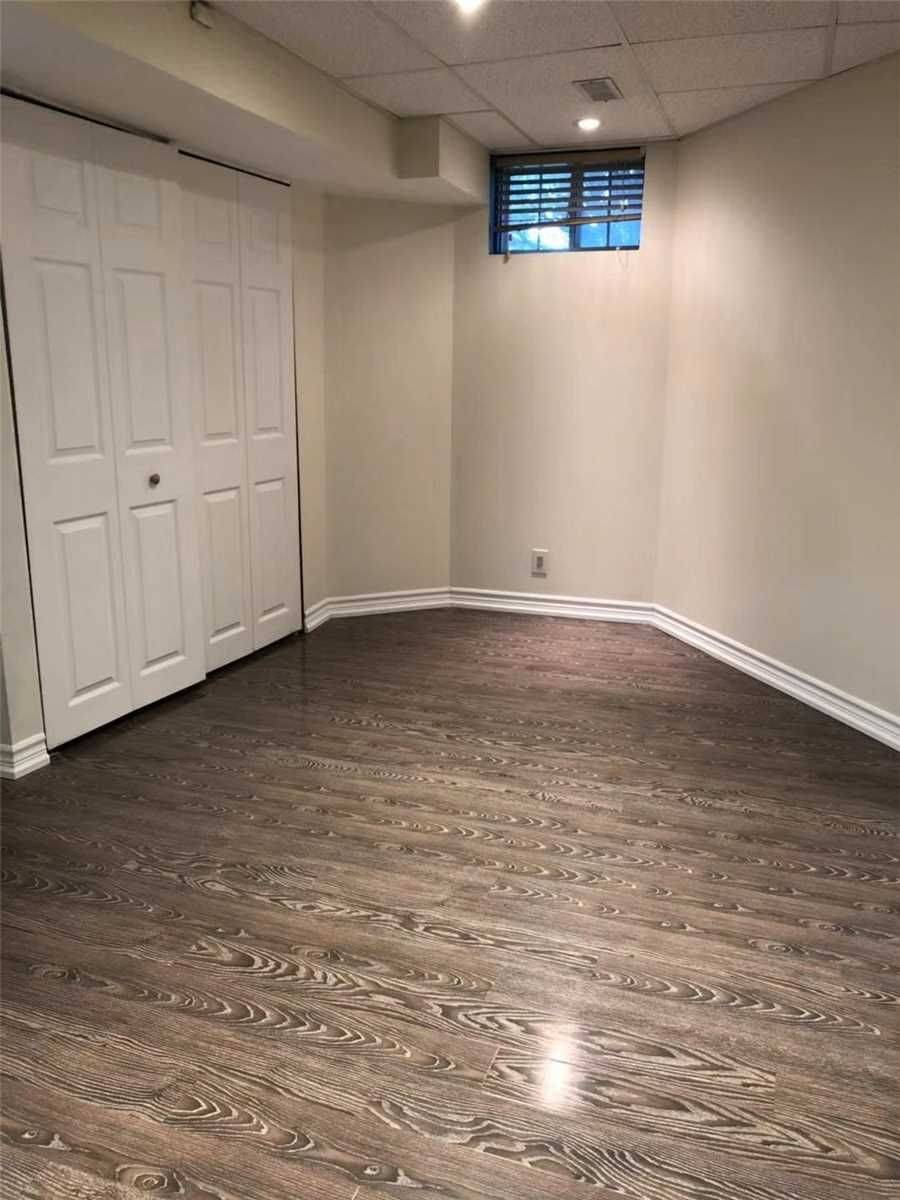 Richmond Hill, ON L4B 4E2,56 Ellesmere ST