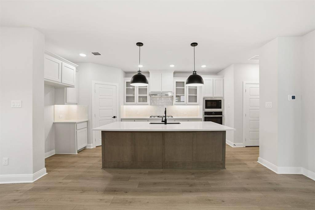 Crowley, TX 76036,1104 Almond Blossom Circle