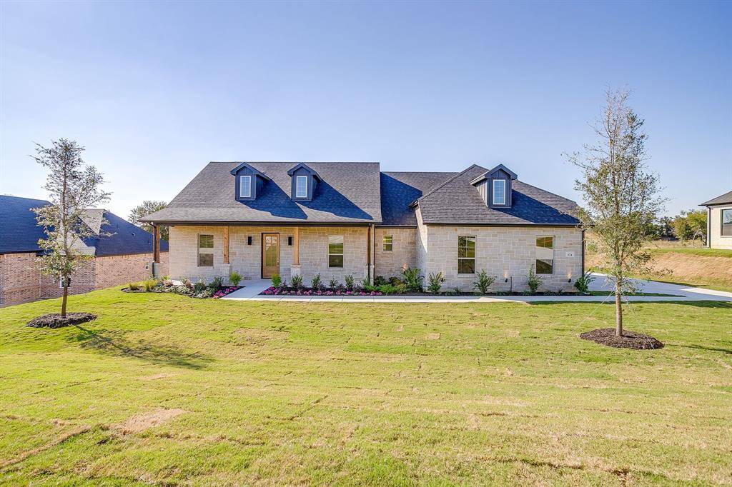 Azle, TX 76020,324 Slimp Bluff