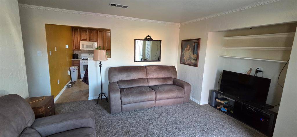 Fort Worth, TX 76115,1348 E Anthony Street