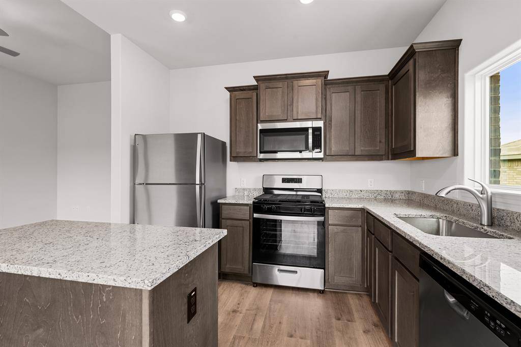 Venus, TX 76084,317 Julian Davis Drive