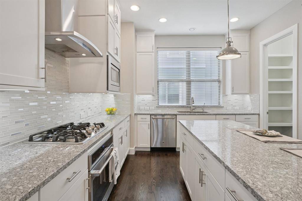 Dallas, TX 75219,4200 Boyer Place