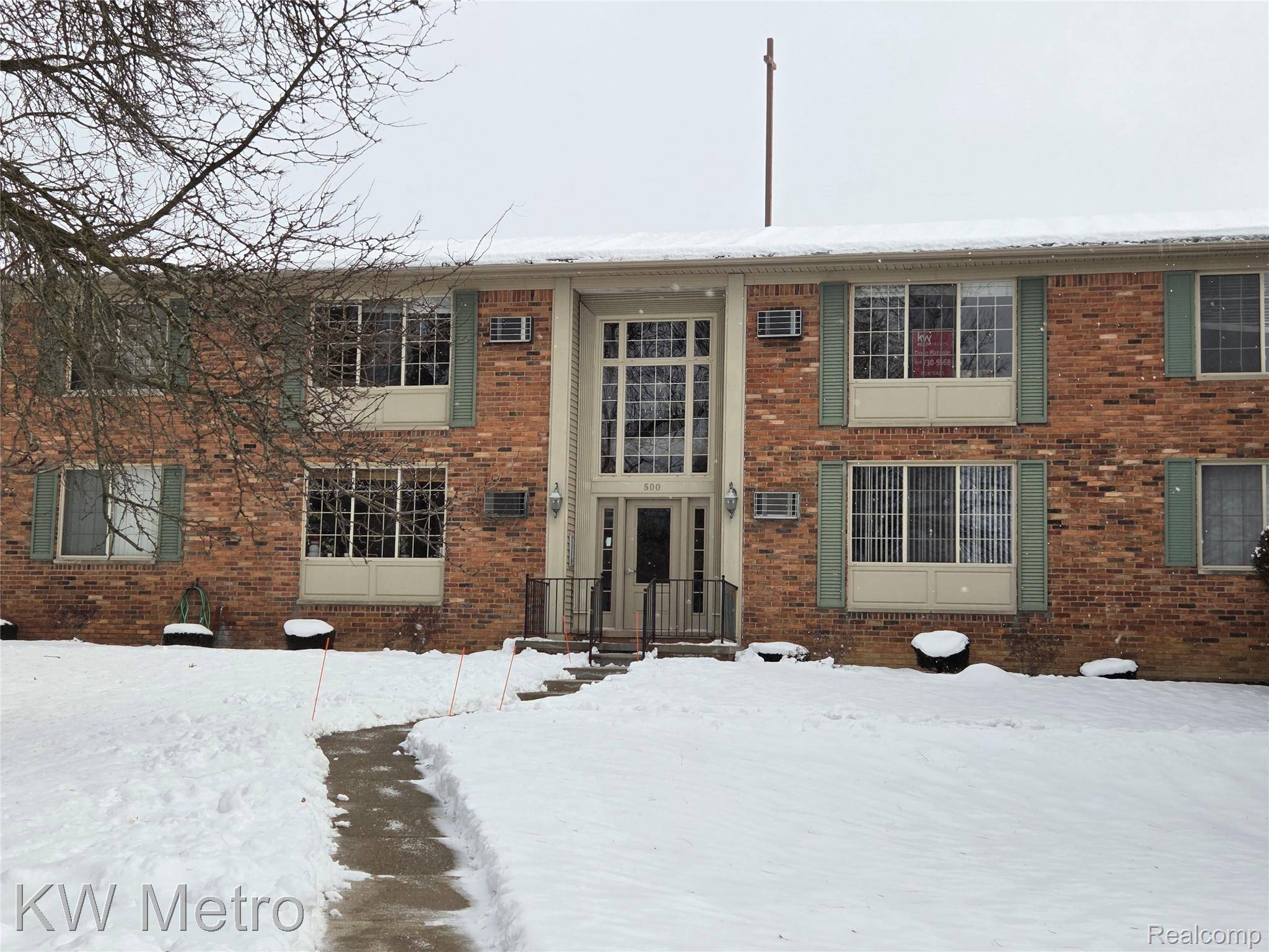 Rochester, MI 48307,500 Romeo RD #122