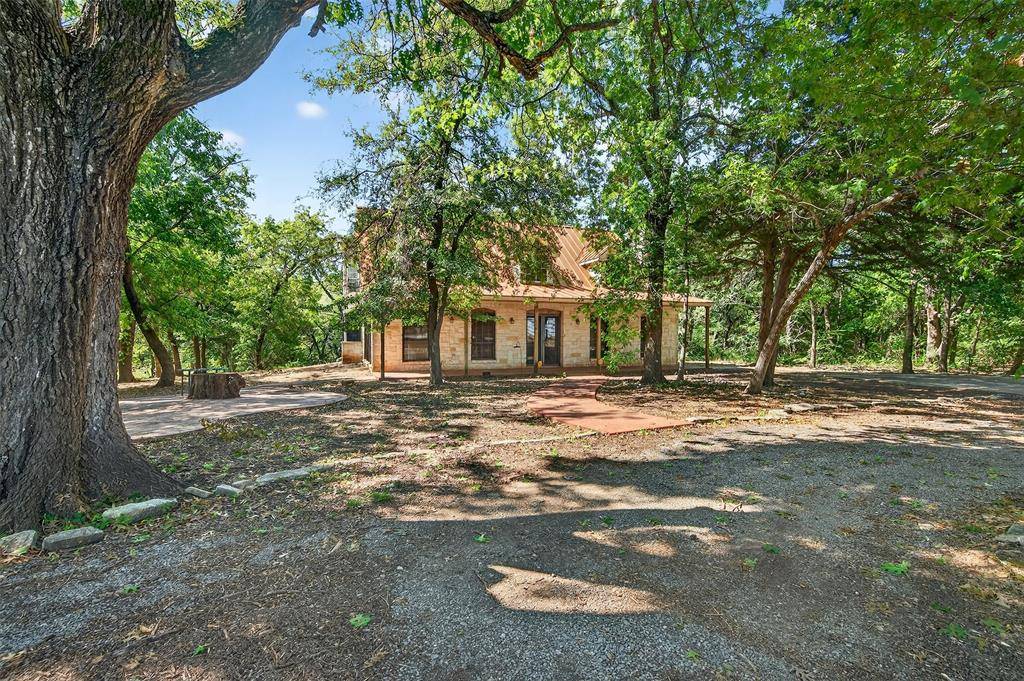 Bonham, TX 75418,2315 County Road 3105