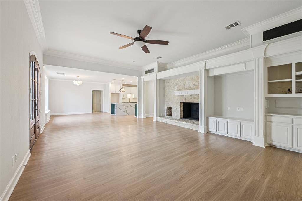 Duncanville, TX 75116,622 N Casa Grande Circle