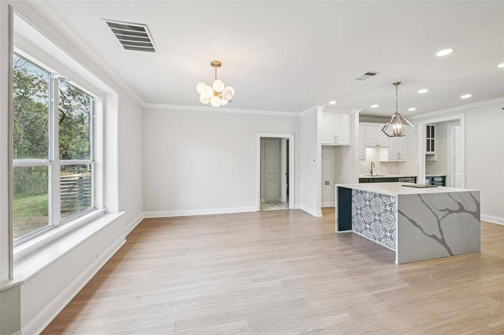 Duncanville, TX 75116,622 N Casa Grande Circle