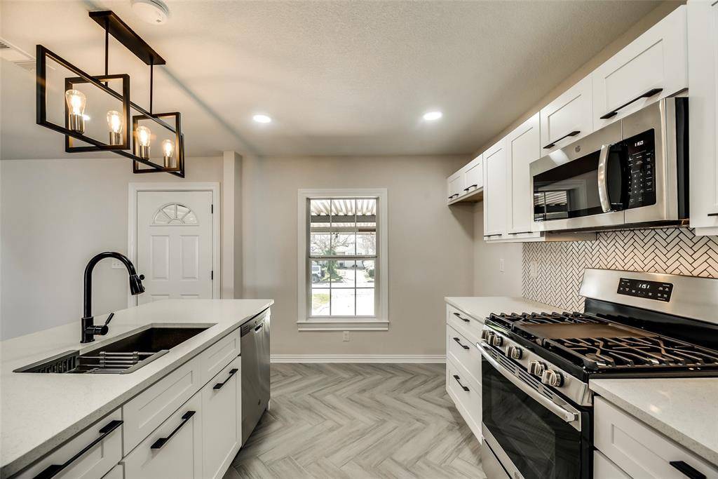 Fort Worth, TX 76107,4332 Diaz Avenue