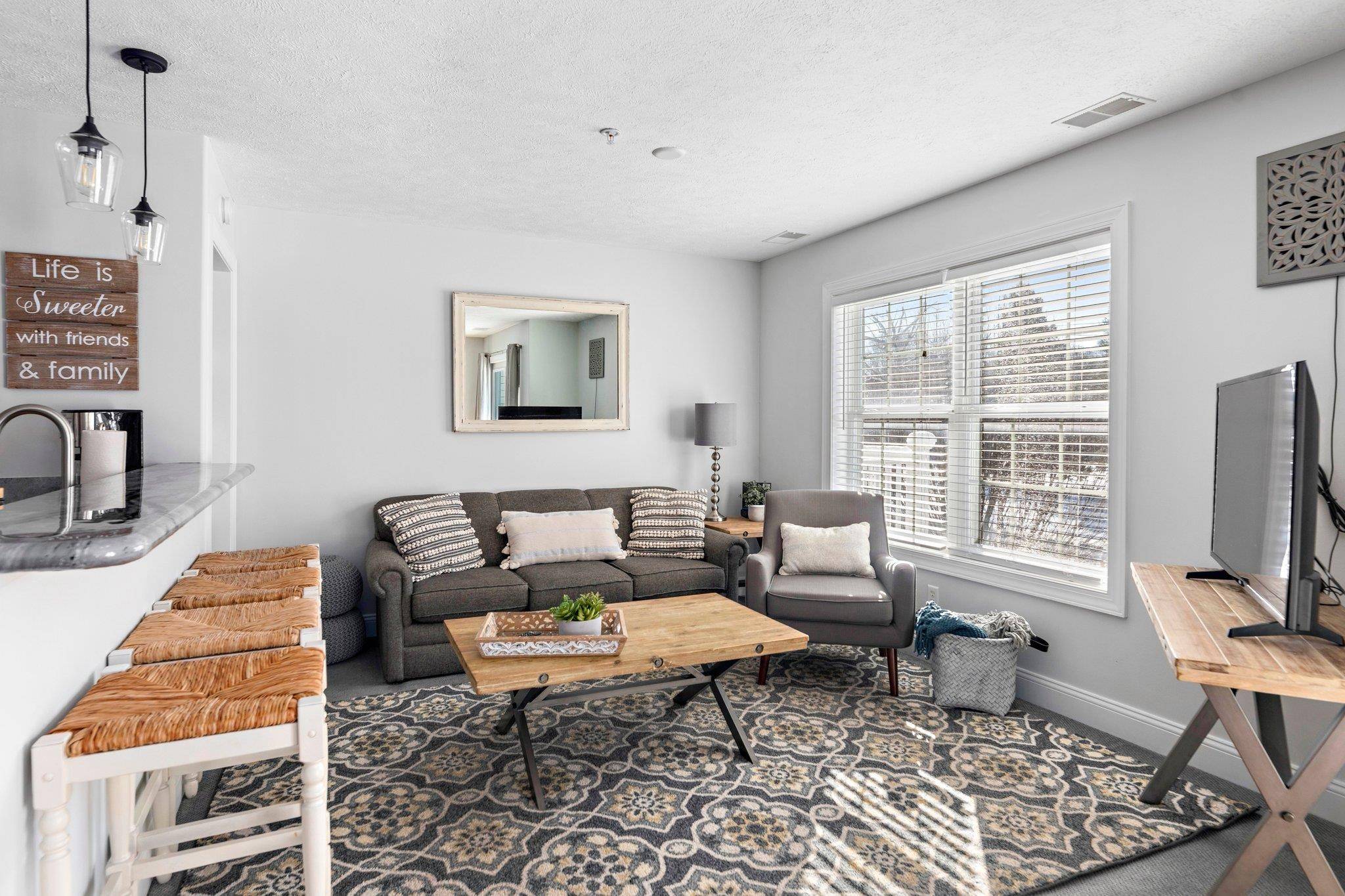 Traverse City, MI 49686,715 E State ST