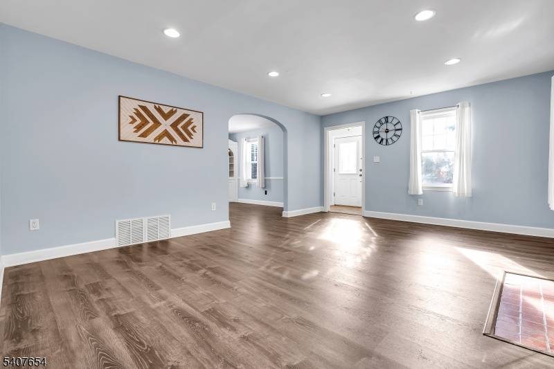 Middlesex Boro, NJ 08846,303 Ashland Rd