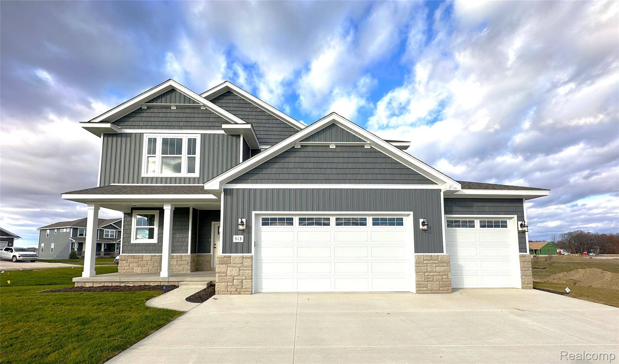 Howell, MI 48843,513 Round Rock DR