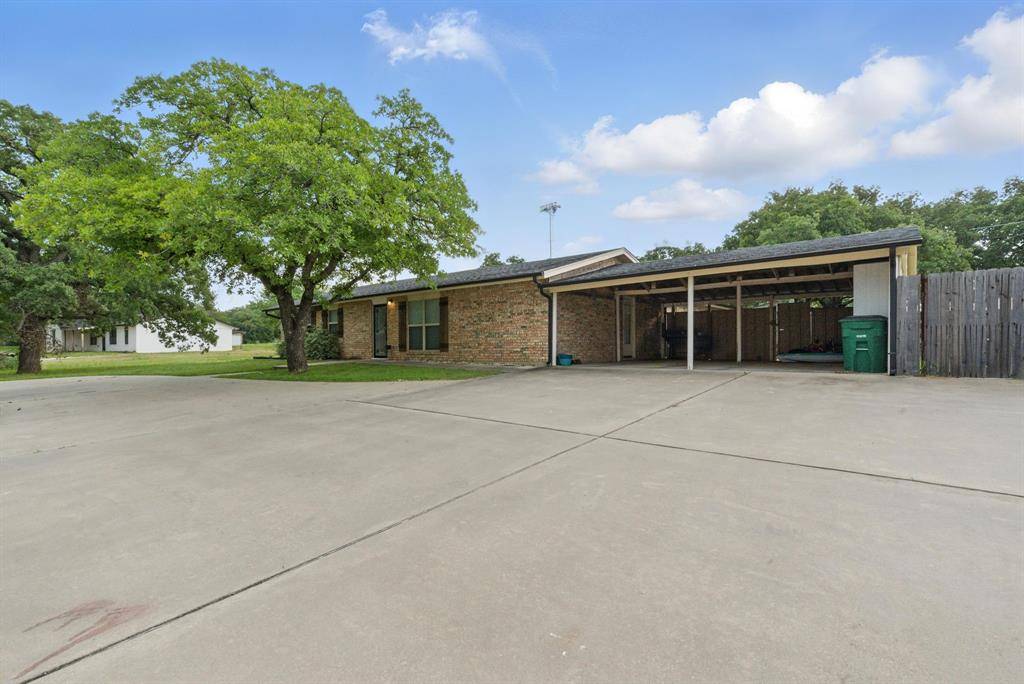 Jacksboro, TX 76458,213 Lacewell Street