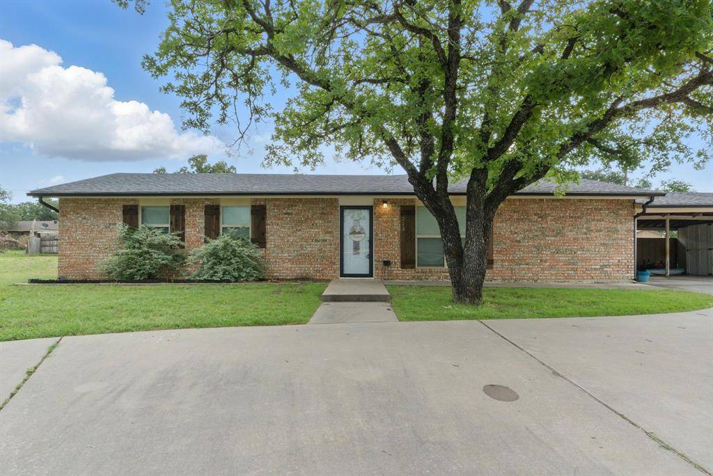 Jacksboro, TX 76458,213 Lacewell Street