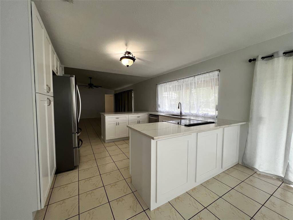 Coral Springs, FL 33071,1107 NW 84th Dr