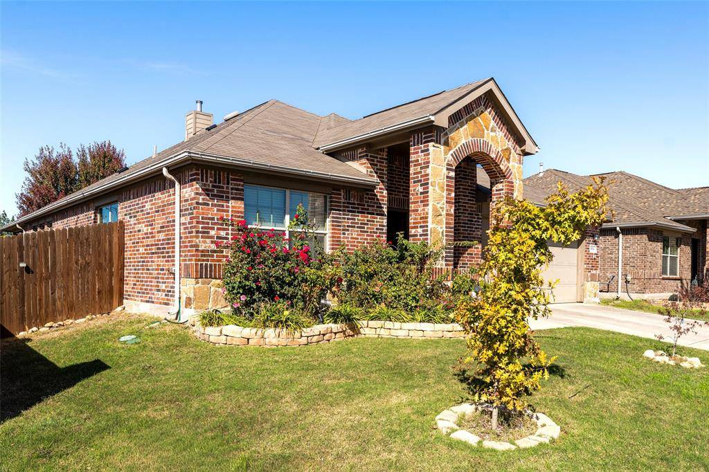 Fort Worth, TX 76052,564 Bromeliad Drive