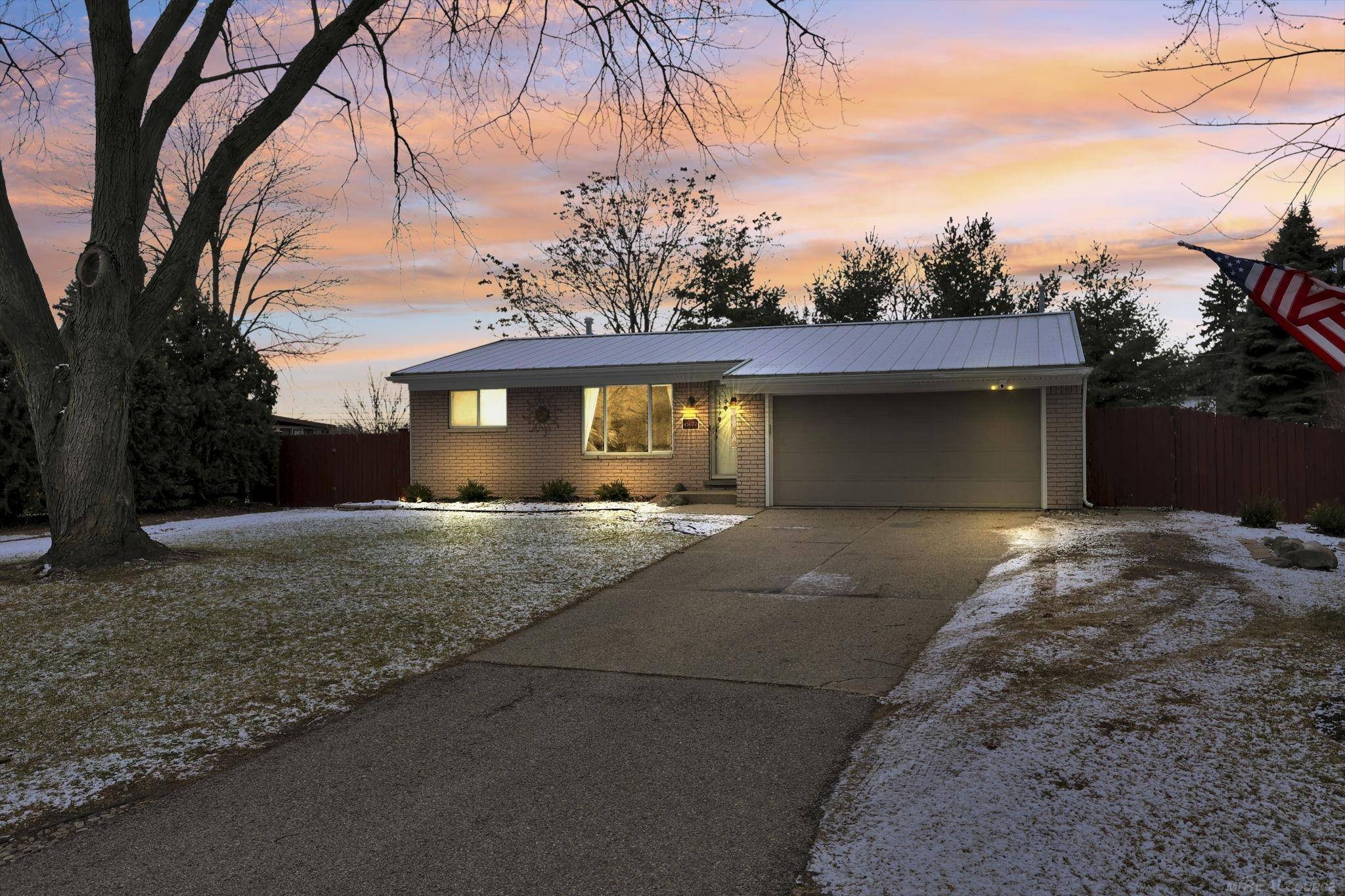 Utica, MI 48317,45077 Hecker DR