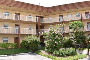 Sunrise, FL 33322,9001 Sunrise Lakes Blvd #201