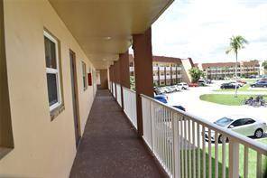 Sunrise, FL 33322,9001 Sunrise Lakes Blvd #201