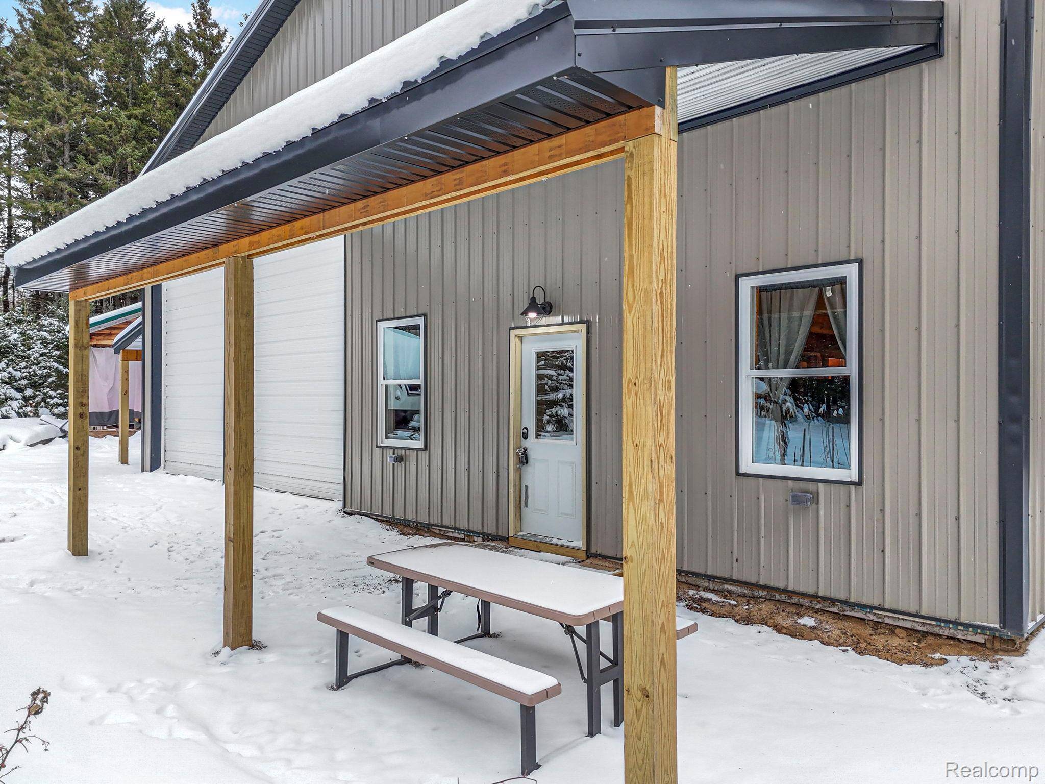 Alden, MI 49612,8074 Grosbeak DR NW