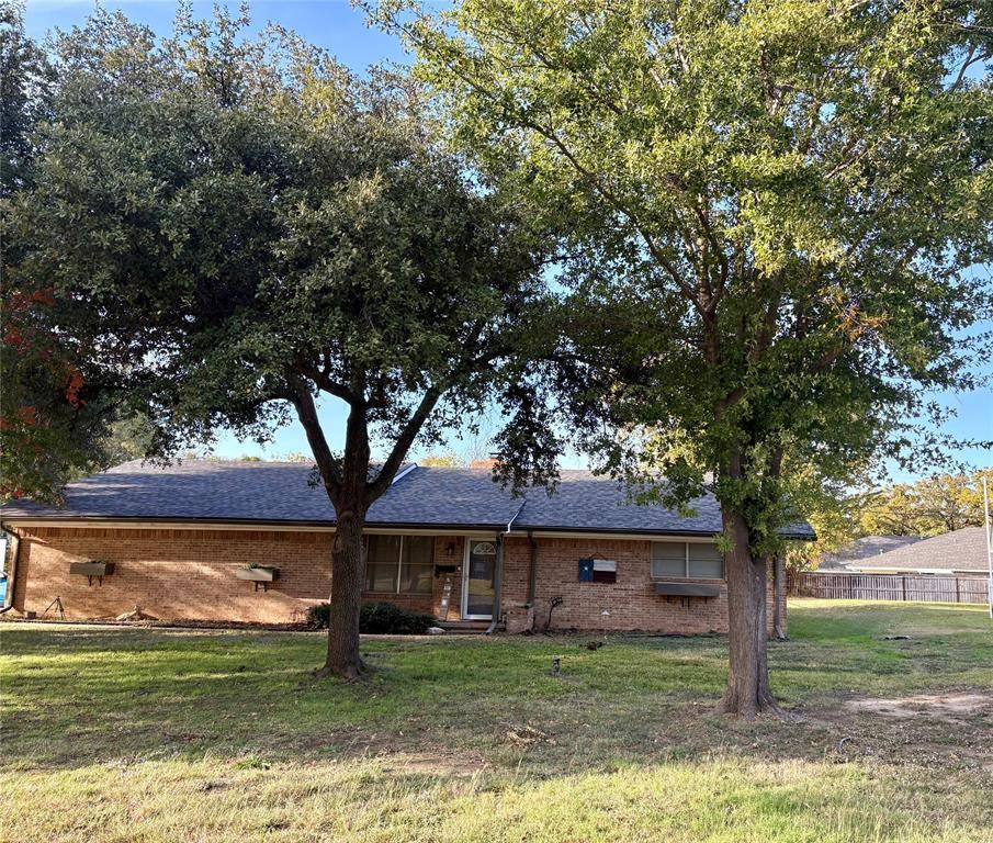 Graham, TX 76450,1417 Oak Hills Drive