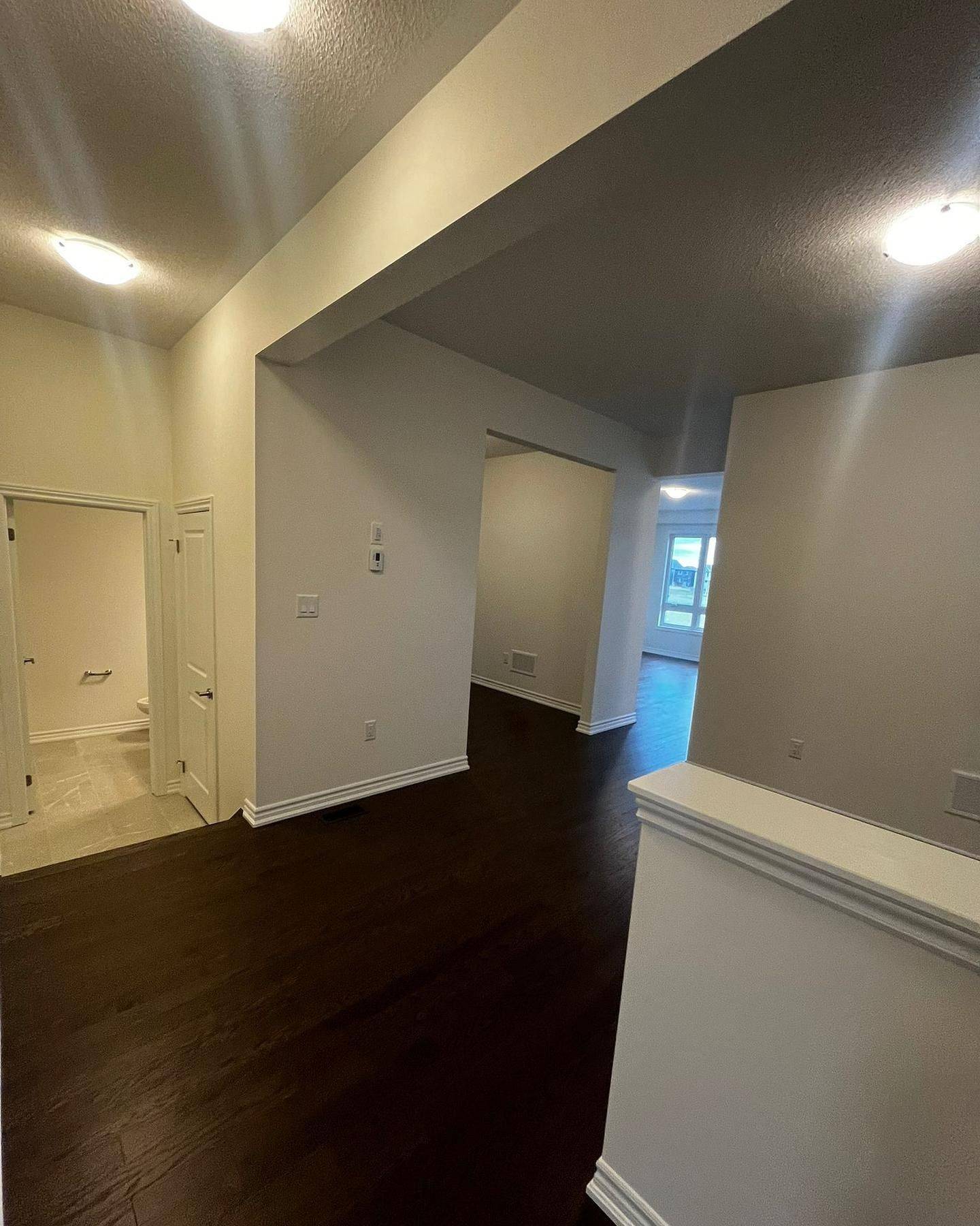 Barrie, ON L9J 0P6,24 Phoenix BLVD