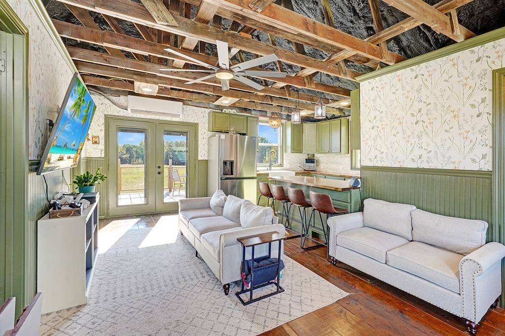 Gainesville, TX 76240,1696 County Road 222