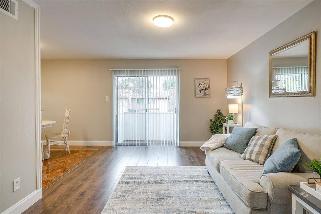 Dallas, TX 75230,5809 Harvest Hill Road #2055