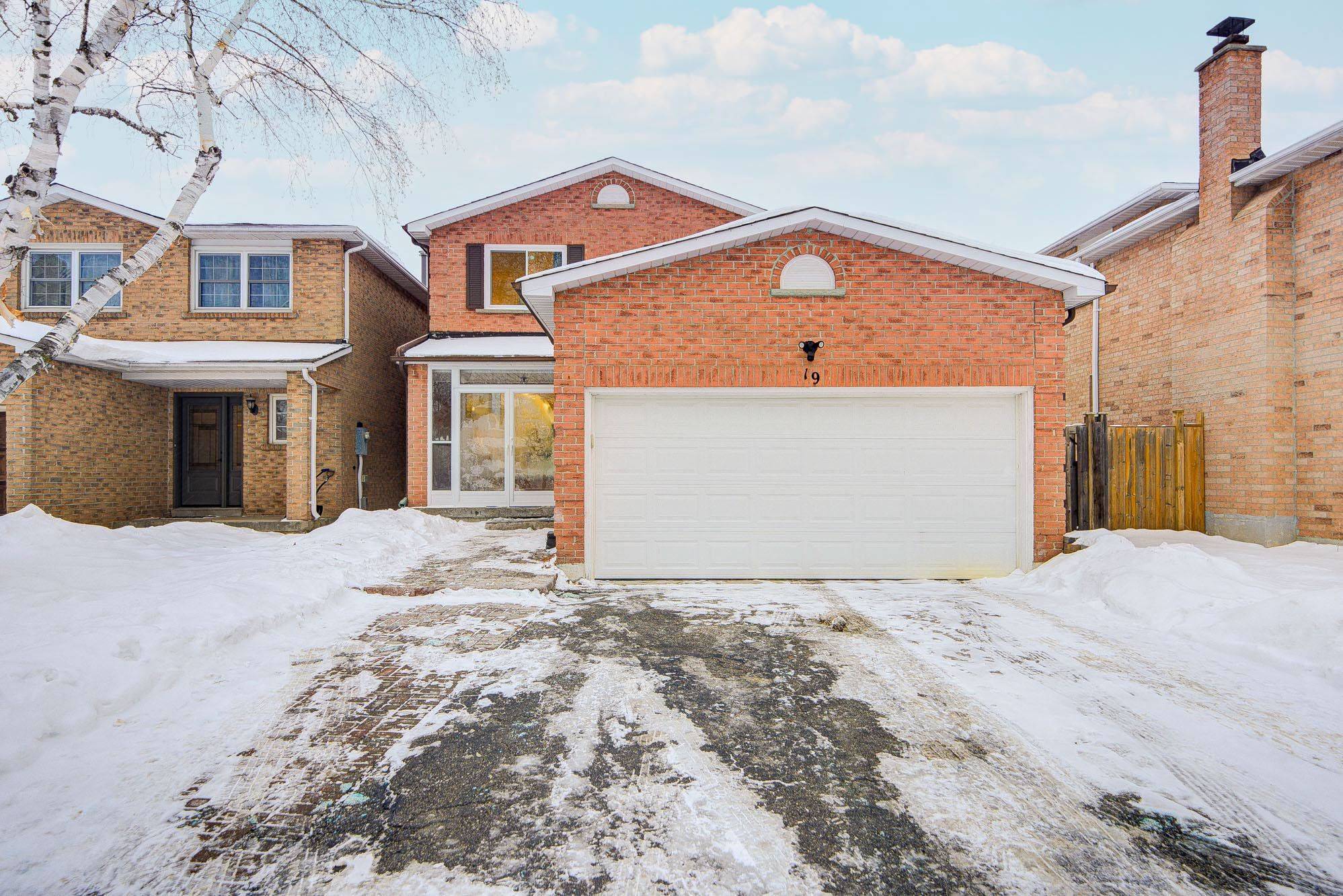 Markham, ON L3P 6H4,19 Michener CRES